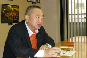 第1回 アビレックス新潟 取締役会長 池田弘氏 セゾン投信 代表取締役社長 中野晴啓 Vol 1 人はスポーツによって一つになれる 社長対談 21世紀の世界を見据えて 今を変える力 コラム 対談 セゾン投信を知る 知る 学ぶ 積立投資 つみたてnisa 積立nisa 第1回 アビレックス新潟 取締役会長 池田弘氏 セゾン投信 代表取締役社長 中野晴啓 Vol 1 人はスポーツによって一つになれる 社長対談 21世紀の世界を見据えて 今を変える力 コラム 対談 セゾン投信を知る 知る 学ぶ 積立投資 つみたてnisa 積立nisa
